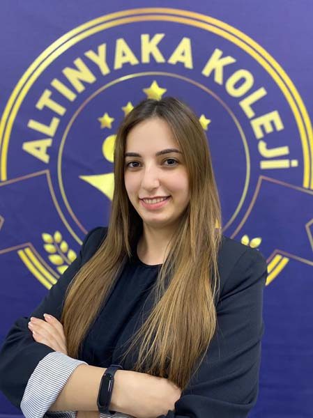(Turkish) Sinem Sezek